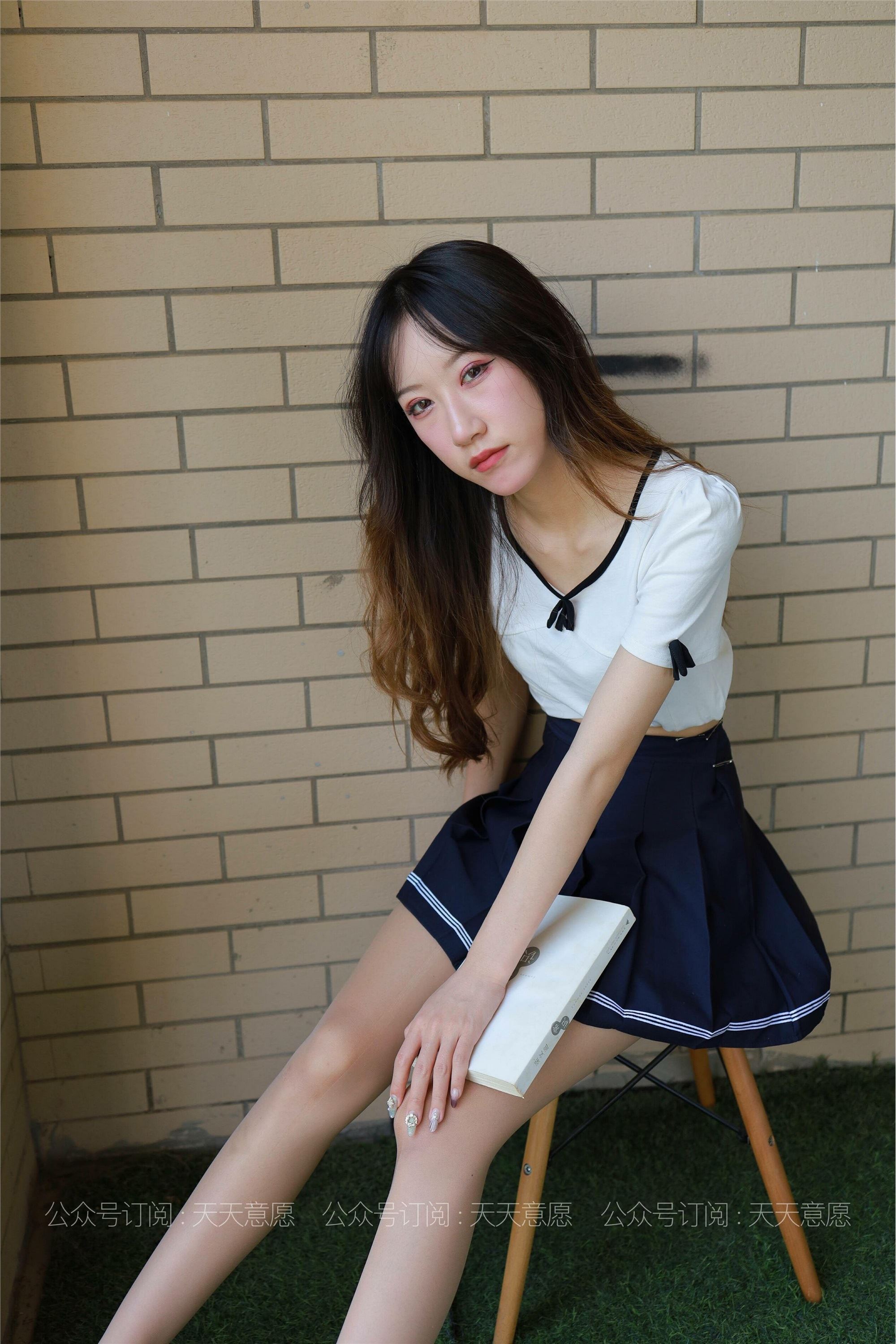 IESS - Model: Yi Yi, Girl with Long Legs